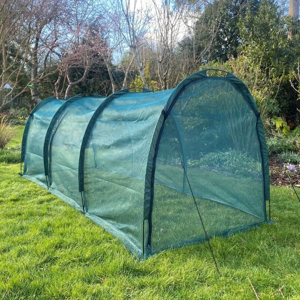 Hen Den Chicken Run Tunnel & Pet House - 3m